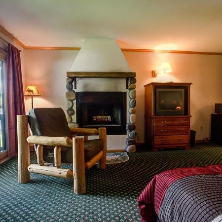 Wildwood On The Lake Lake Placid Exterior photo